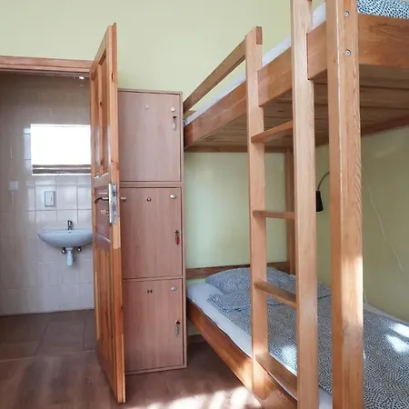 Hostel4u