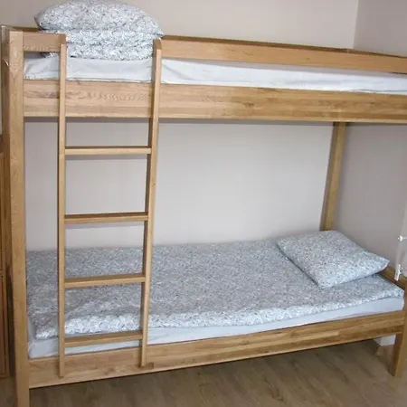 Hostel4u